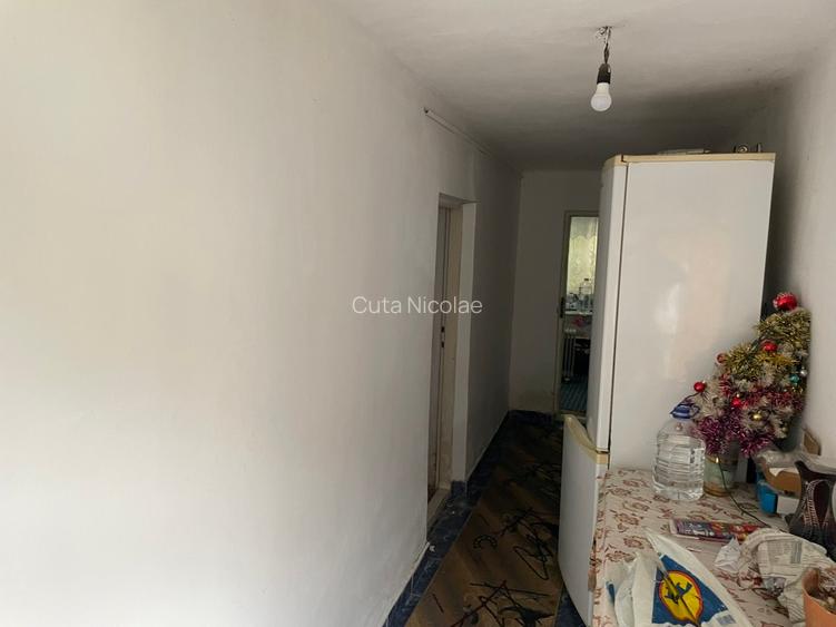 Vanzare casa si terenul aferent - 7