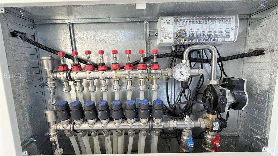 Casa individuala - 4 camere - 2 bai - teren 360 mp - 10