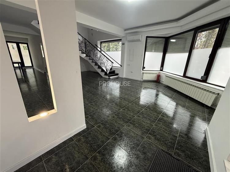 Vila de inchiriat - Ultracentral, Spatiu versatil pentru locuinta, birouri sau a - 4