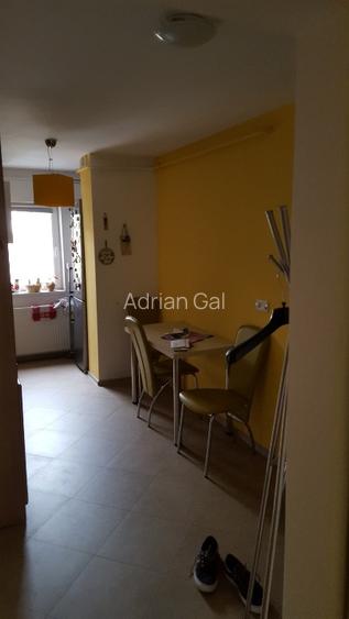 Apartament de inchiriat 3 camere zona Torontalului - 2
