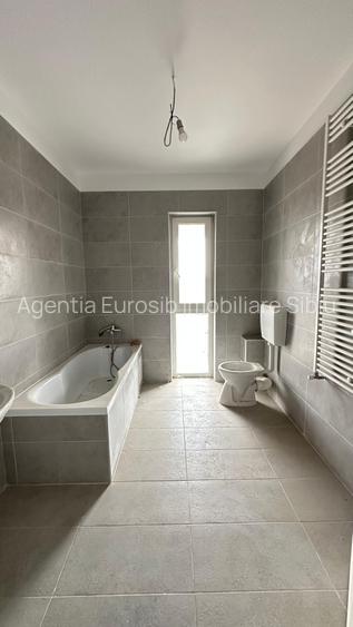 Ap 3 cam finalizat  87 mp cu balcon si gradina  loc parcare   Brana Selimbar - 7