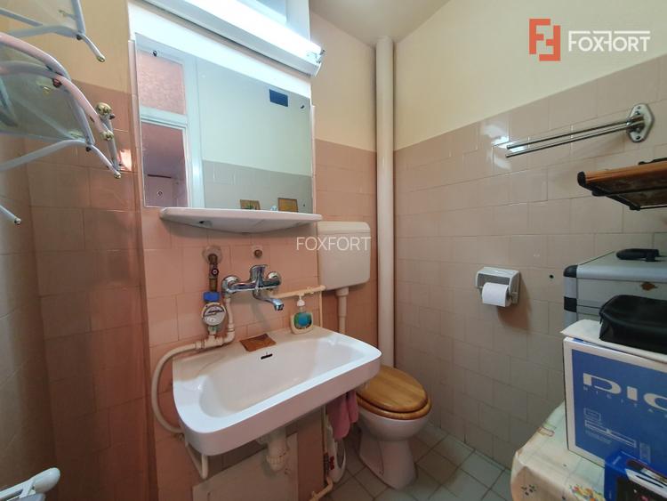 Apartament 3 camere, decomandat, etaj 1, zona Vladeasa - 9