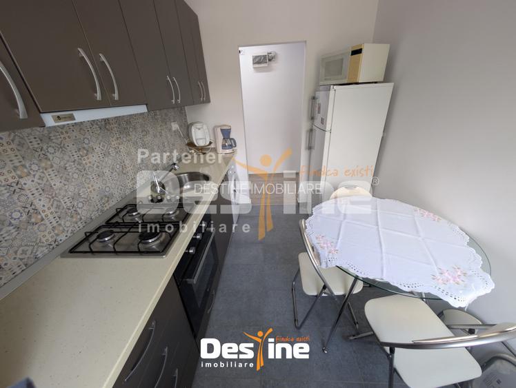 Apartament central cu 2 camere de 41 mp la etajul 2, baie cu geam, pe str. Arcu - 9
