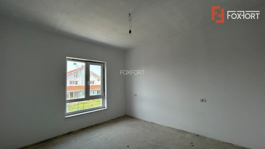 Duplex 5 camere spatios, cu 3 locuri de parcare - Dumbravita - 3