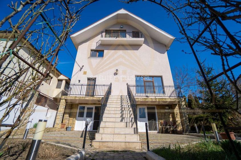 Agigea - Vila D+P+1E+M pe un teren de 772 mp cu o deschidere de 21,46 m. - 95