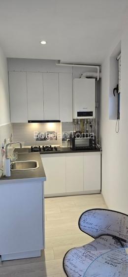 Garsoniera zona Aviatiei foarte aproape de metrou - 3