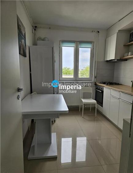 Apartament 1 camera de inchiriat | Podu Ros – Casa Sindicatelor | 30 mp | Etaj 3 - 2