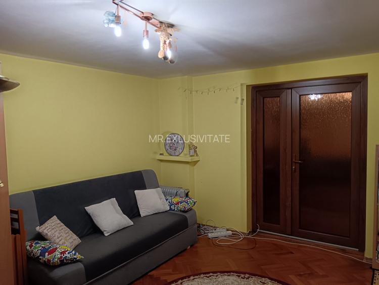 Casă renovată, gata de mutat,la 1 km de Spitalul Județean și Stadion - 4