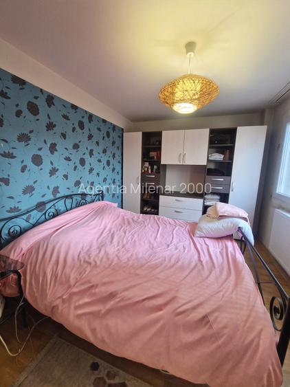 Lângă facultatea Medicină si Prefectură-str Nicolae Iorga etaj 3- mobilat - 10