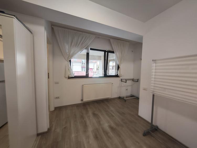 STUDIO 2015 | P-TA MUNCII | Cal Calarasilor - 12