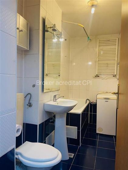 VANZARE GARSONIERA ZONA  MIRCEA VODA NERVA TRAIAN SECTOR 3 - 11