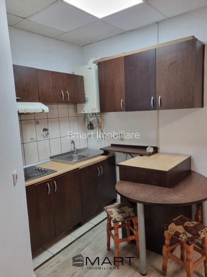 Garsoniera mobilata si utilata zona Broscarie - 3