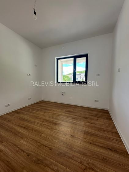 Vanzare casa la padure, an 2025, Bascov, Uiasca, 132.000 euro +TVA - 13