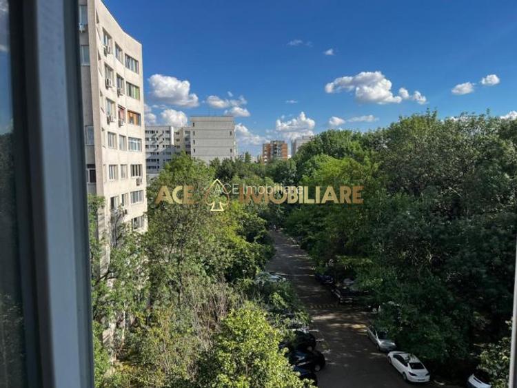 2 Camere | Titan | Proximitate Metrou | Mobilat | Utilat - 6