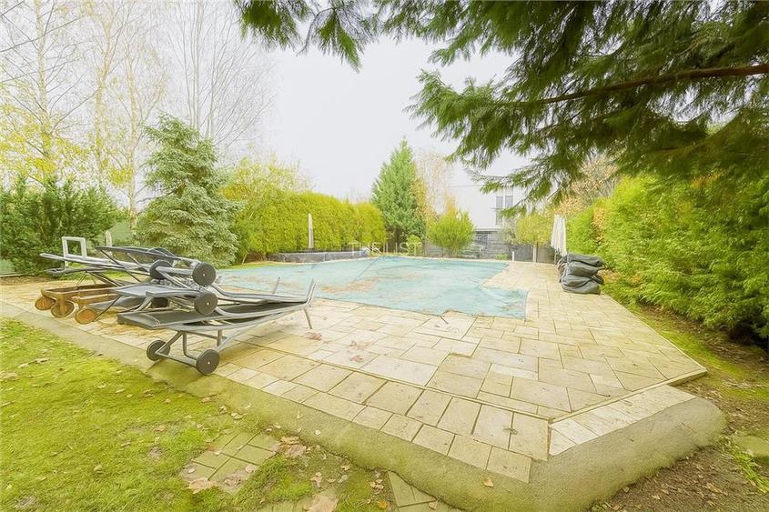 De vanzare Apartament 3 camere | Iancu Nicolae | Loc de joaca si Piscina - 3