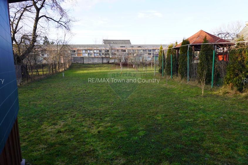 Casă cu 5 camere de vânzare, str. Dragoș Vodă - 25