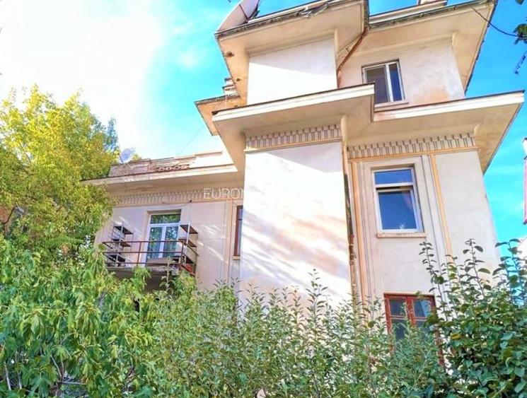 Vila Arcul de Triumf, individuala, teren 720 mp, 550 mp utili - 3