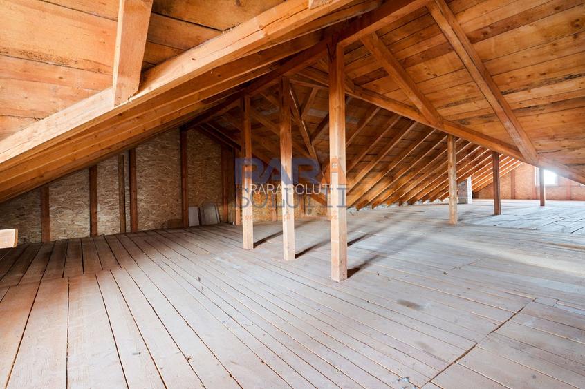 Casă 2015 - 4 dormitoare, 2 băi, 2 bucătării - 14