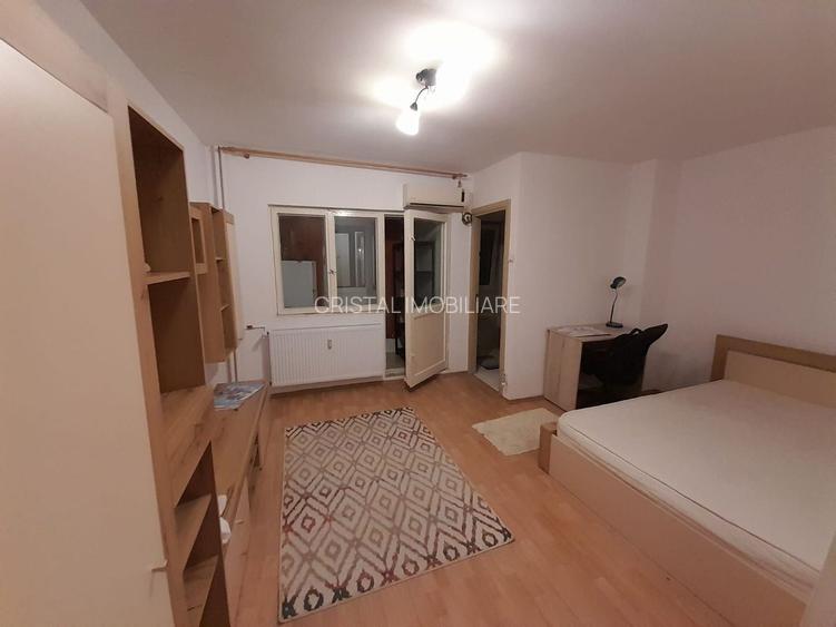 Garsonieră spațioasă, bloc anvelopat, zona Sebastian – Vulcan-Pet friendly - 4