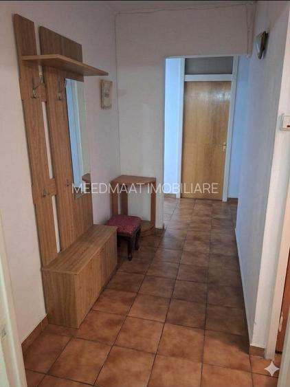 Apartament Generos cu 4 Camere – (Mega Mall) an1983 - 2