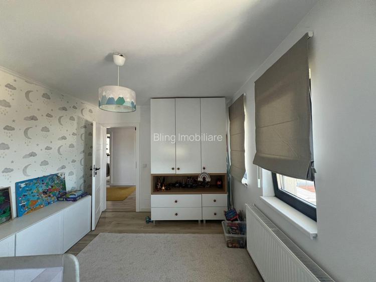  Casa moderna cu panouri fotovoltaice si curte amenajata, Dezmir - 20