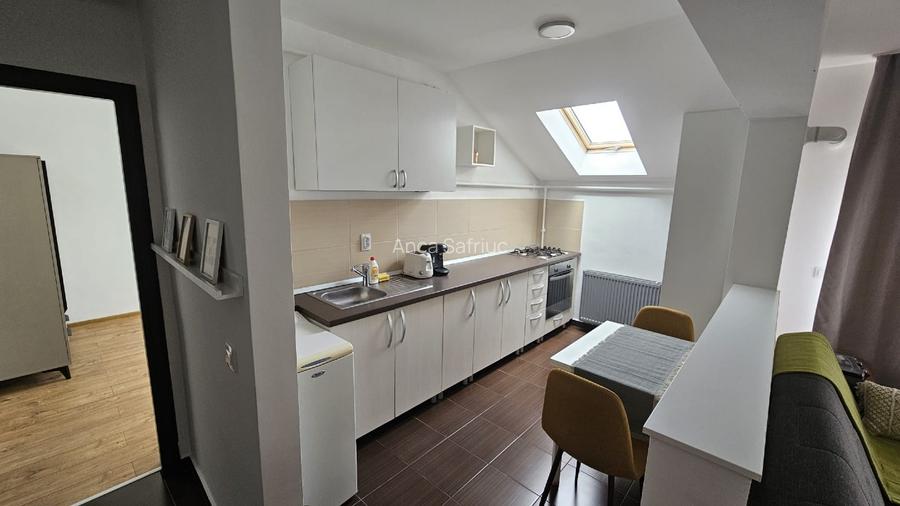 Apartament 2 camere, de inchiriat, parcare inclusa, Str Sesul de  Sus - 10