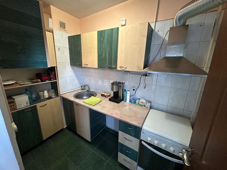 Garsoniera Titan 32 Mp Parter Inalt Bloc 1978 Reabilitat 7 Min Metrou - 3