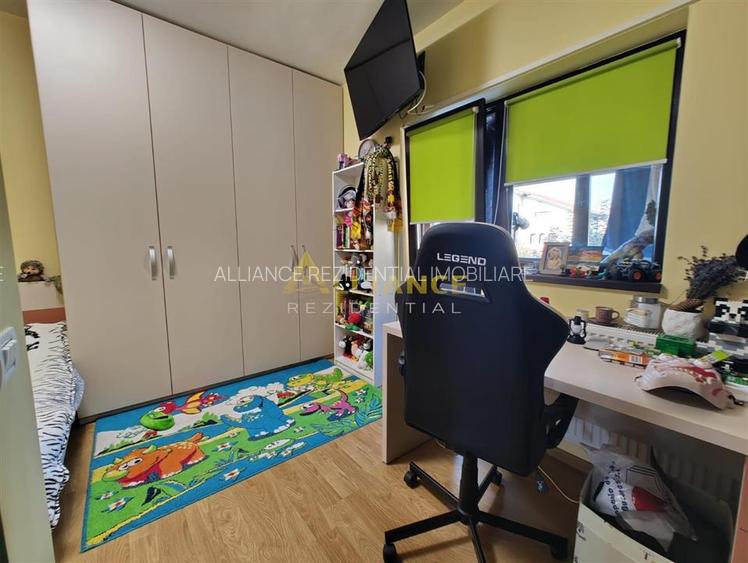 Casa tip duplex - mobilata si utilata - 4 camere- 200 mp teren - 15