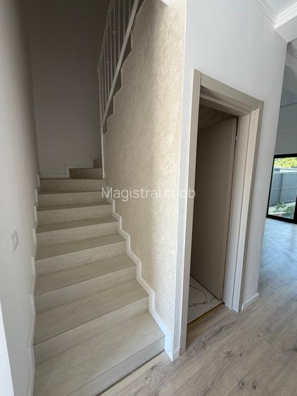 Casa 3 camere 2 bai Terasa Parcare zona Bucium Visan - 3