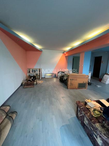 Apartament 3 camere Zona Laris -Finante - etaj 3/4 - 85 mp - 6