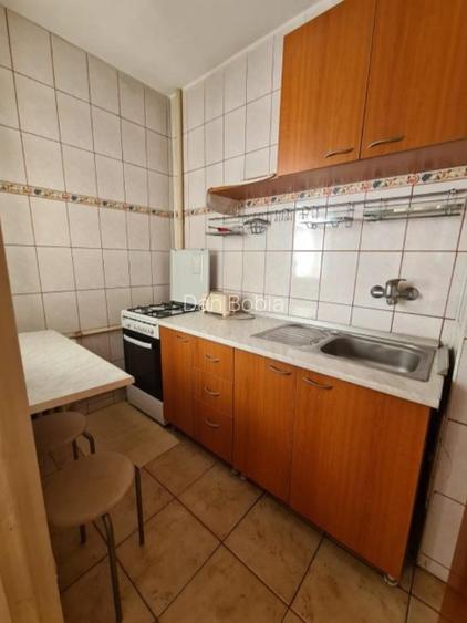 Garsoniera V-v Plaza Romania - 5