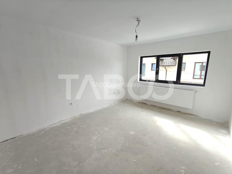 Apartament intabulat 3 camere balcon - etaj 1 - parcare - Comision 0 - 5
