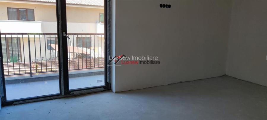 Duplex semifinisat 4 camere suprafata de 120 mp utili + 200 mp teren liber. - 12