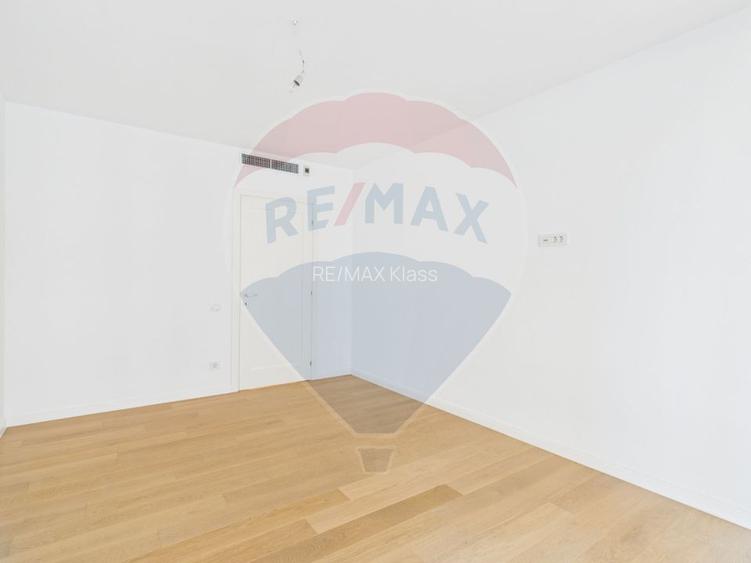 Apartament 3 camere de vanzare - 2