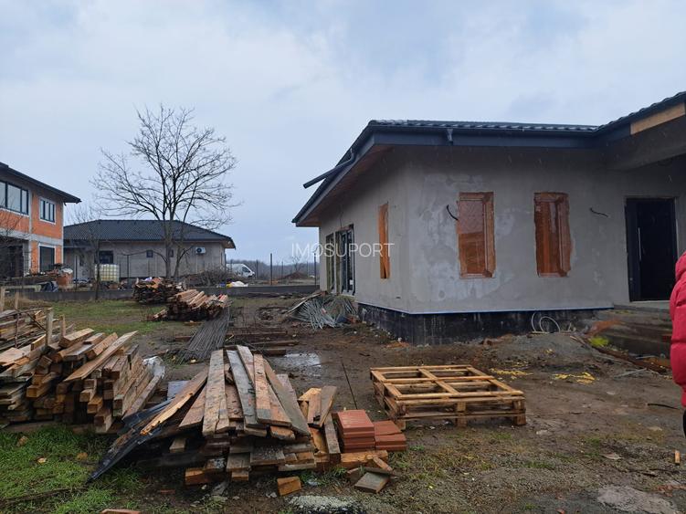 Adio, bloc! Vilă cochetă pe parter în Brănești – Oaza ta de sănătate la 30 min d - 8