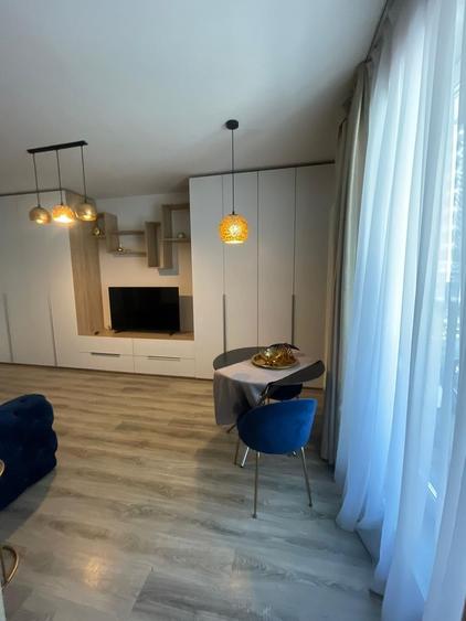 2 camere | Laguna Residence | vedere piscină si LAC