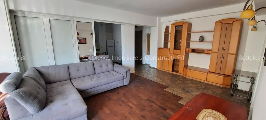 Apartament in zona Iulius Town - 3