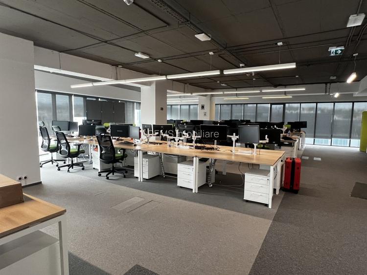 COMISION 0 / Cladire de birouri clasa A / Birou ultrafinisat - 7