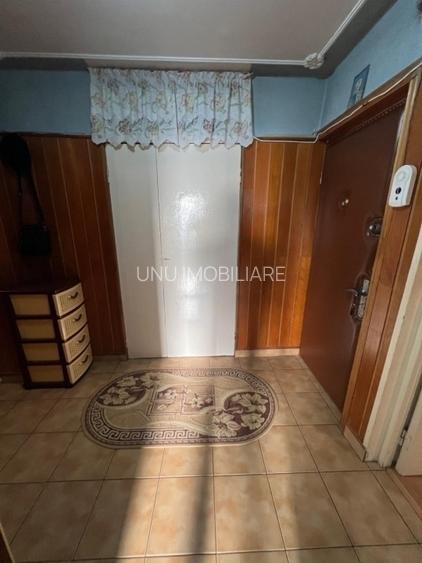 Podul de Fier-3 Camere Decomandat-bloc 82' - 3