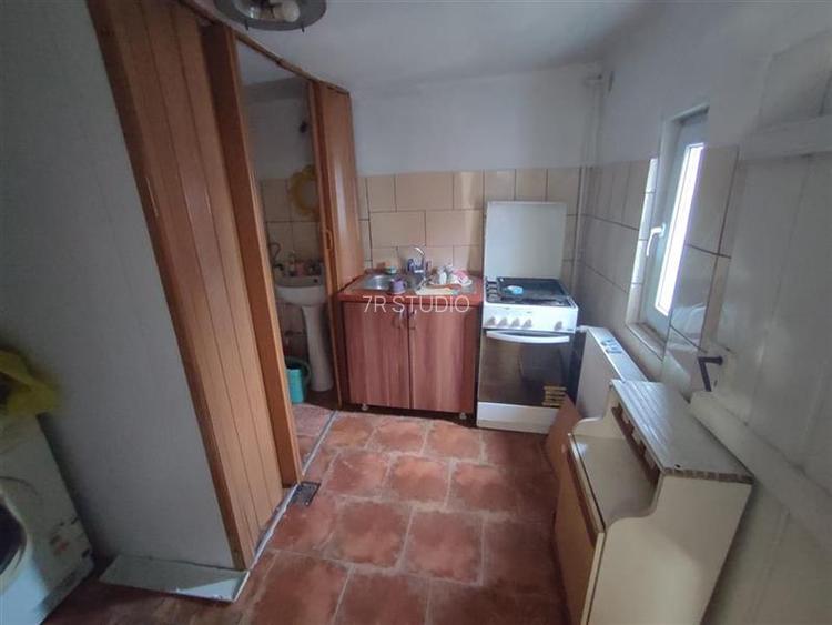 Vanzare casa batraneasca si teren, Colentina - 12