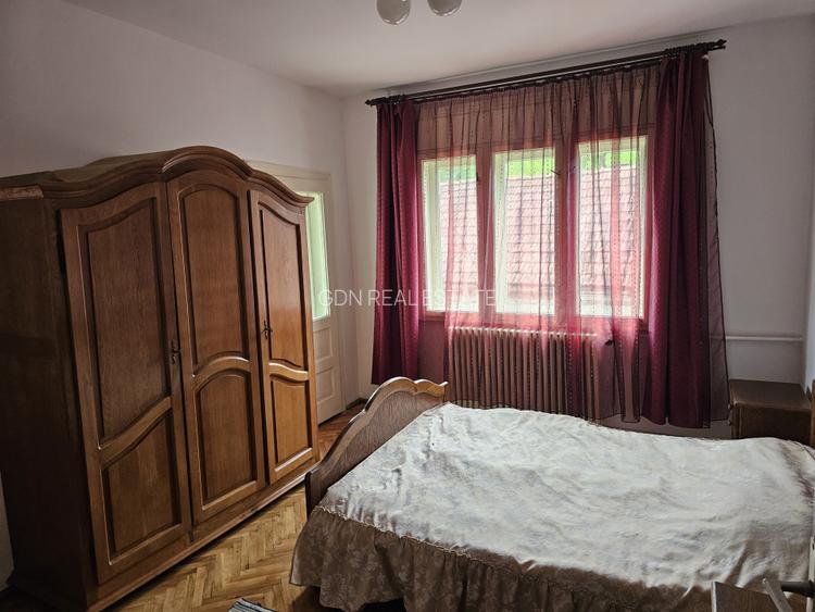 Casa vila cu 10 camere, loc Izbuc, Bihor - 14