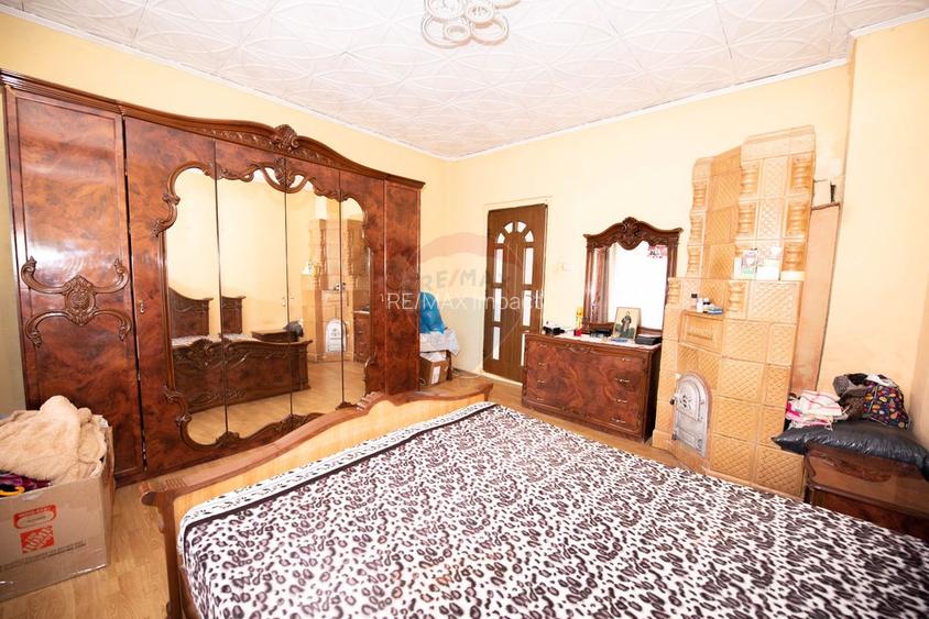 Casa individuala cu 6 camere de vanzare Singureni - 18