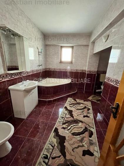 Super Pozitie ! Vila P+1+M zona Centrala 640mp construiti - 36