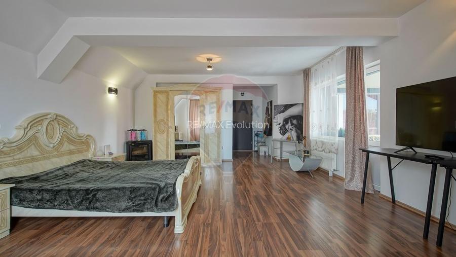 Hotel / Pensiune cu 14 camere/strada Tomis - 33