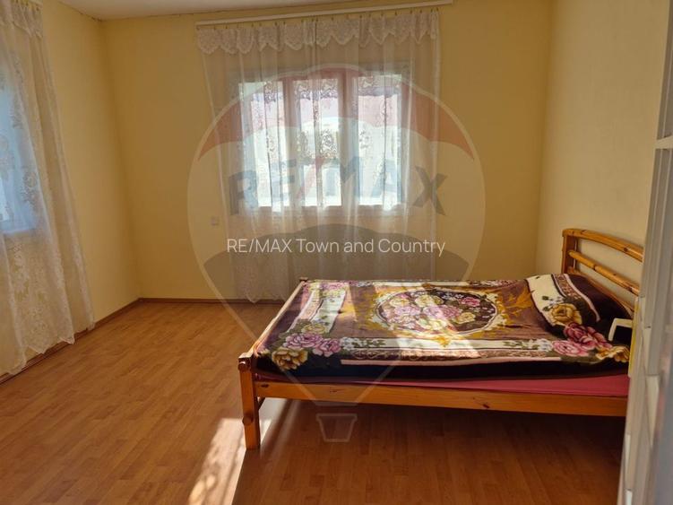 Casă / Vilă cu 6 camere de vânzare - 7