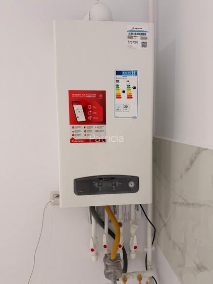 Studio 40 mp total, decomandat, bucătărie separată + loc de parcare inclus  - 12