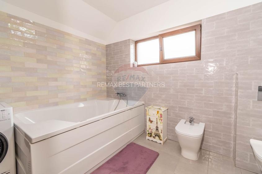 Casa de vanzare, Jucu de Sus teren 811mp, 4 Camere, 2 Bai, Priveliște - 14