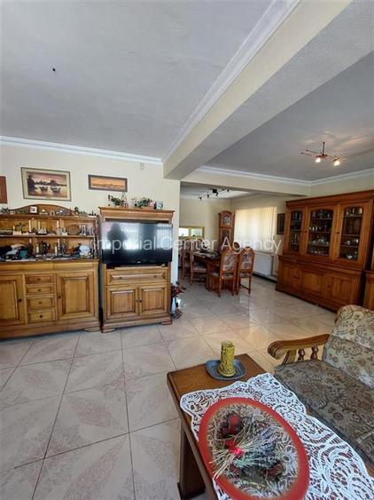 CASA DE FAMILIE in zona rezidentiala ultracentrala Onesti DE VANZARE IN EXCLUSIV - 8