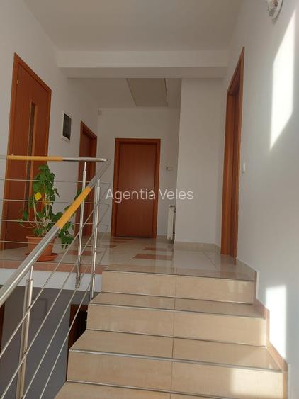 SNAGOV vila  spatioasa, curte amenajata, garaj, panouri fotovoltaice - 13