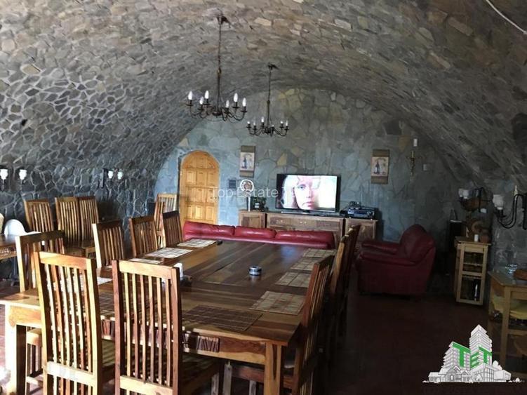 Vila deosebita 9 camere - Cornu de Jos - 6